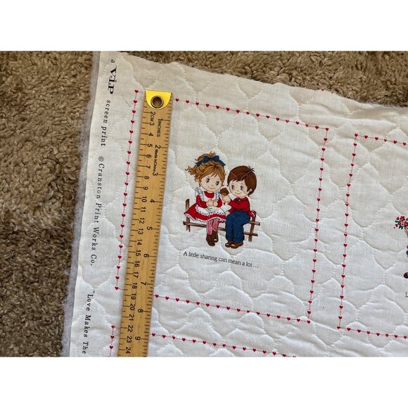 Cranston Print Works "Love Makes the World Go Round" Quilted Fabric Blocks 17" x - Picture 5 of 7